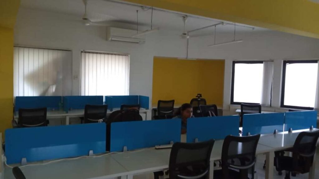 Trios, Lalwani Icon, Pune - Stylework Unconventional Workspaces