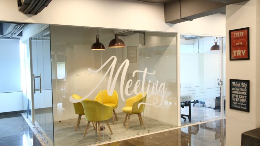Rwork Spaces-II in Nehru Place